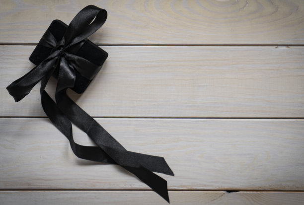 彩带礼盒图片下载