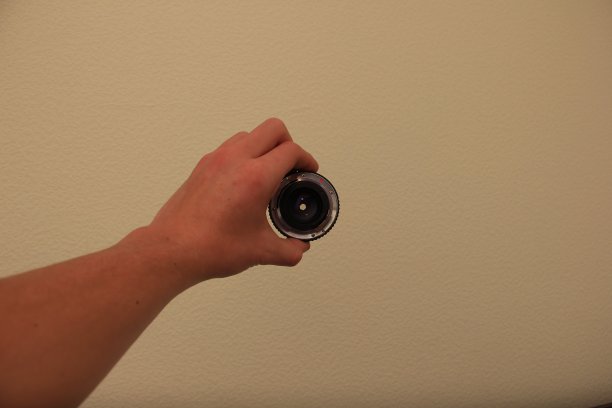 用封闭光圈观察镜头图片下载