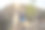在COVID - 19隔离期间，一个当地游客家庭正在当地徒步旅行图片下载