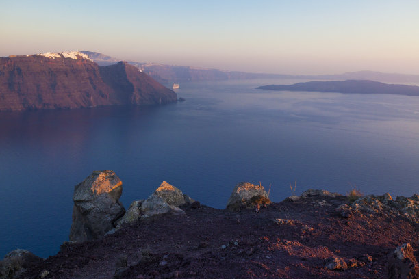 爱琴海和希腊圣托里尼岛的自然风光图片下载