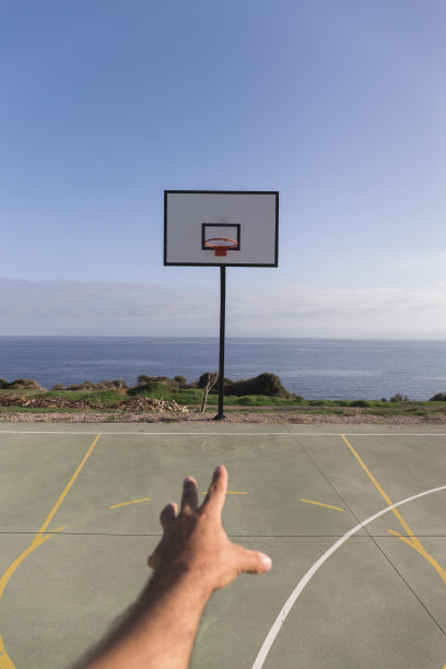 球员投篮进篮图片下载