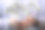 特写的人的手拿着3D渲染组的灰色档案图标。图片下载