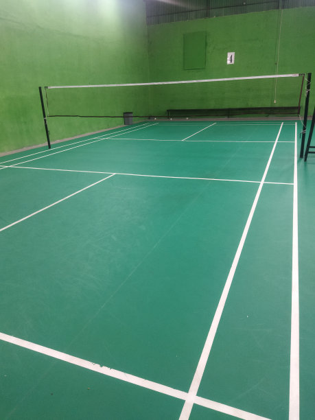 羽毛球场图片下载