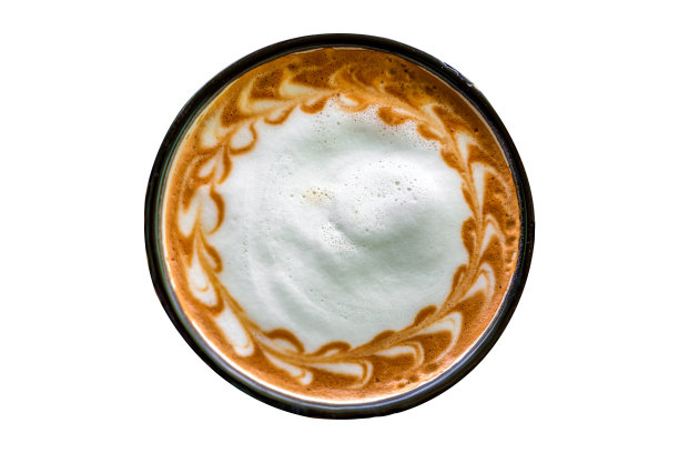 热咖啡与牛奶混合的俯视图，杯子隔离在白色背景上图片下载