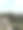 夏季山地景观。森林里的大石崖。山上的巨石。图片下载