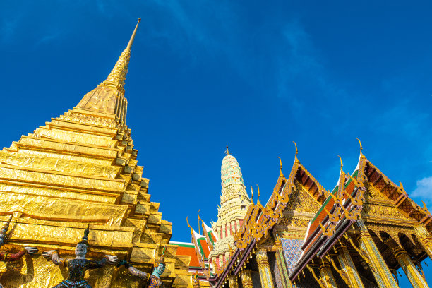 碧空翠佛寺是旅游胜地和著名地标图片下载