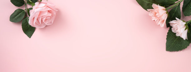 情人节和母亲节的设计概念背景与粉红色的花和礼物的背景。图片下载