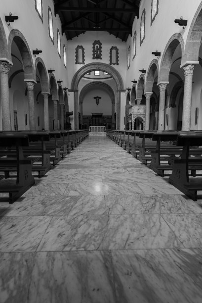 泰诺，圣克莱门特大教堂。图片下载