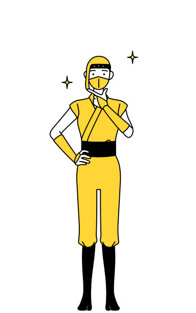 一名女子打扮成忍者，摆出自信的姿势。图片下载