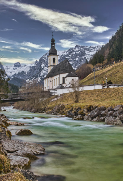 德国巴伐利亚的一座令人印象深刻的教堂的美丽照片图片下载