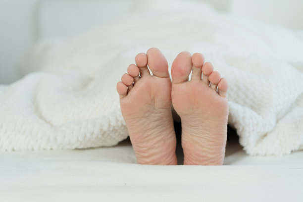 脚，脚，床，手指，女人，冬天图片下载