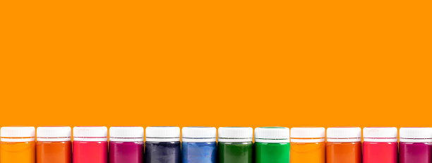 水粉罐边界上的橙色广告横幅，背景与文本复制空间图片下载