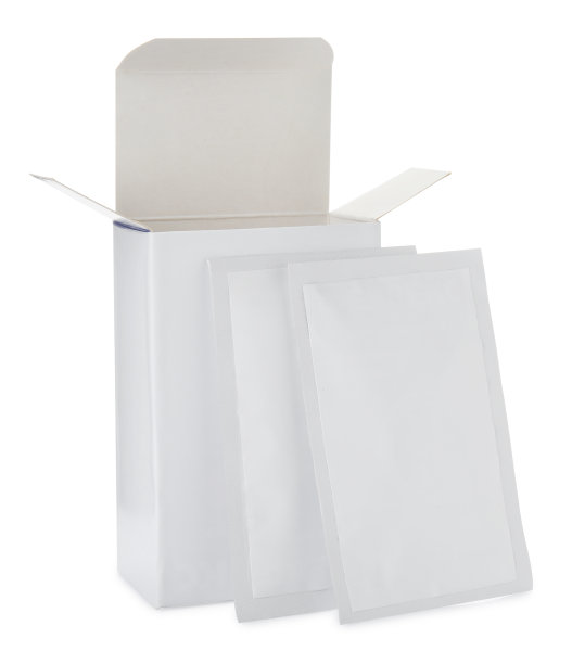 白色背景的药袋和药盒图片下载