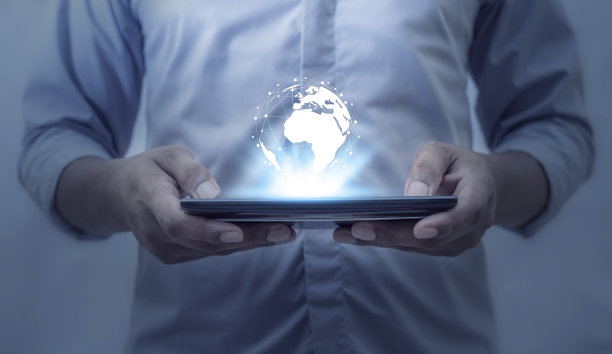 科技时代人们，现代科技的使用图片下载