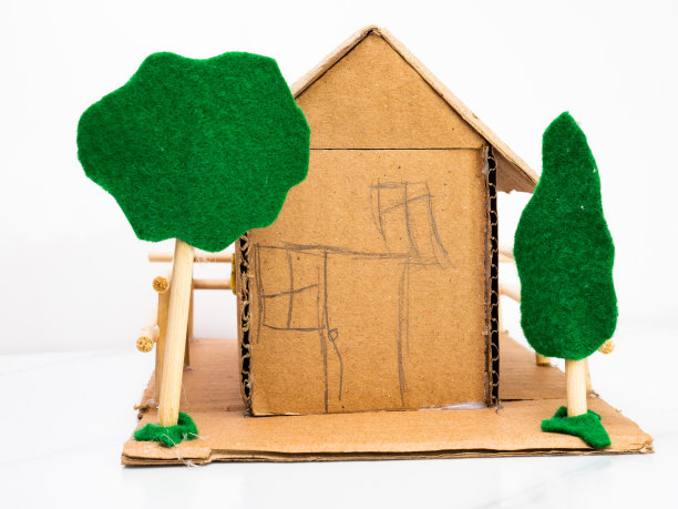 用棕色纸板做的房子图片下载