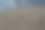 在迎面而来的海浪的沙滩上画了两颗心图片下载