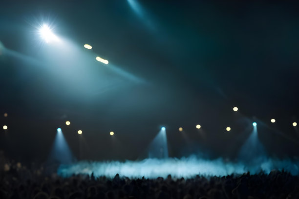 旺盛的迪斯科音乐会更大气与聚光灯和派对的气氛。图片下载