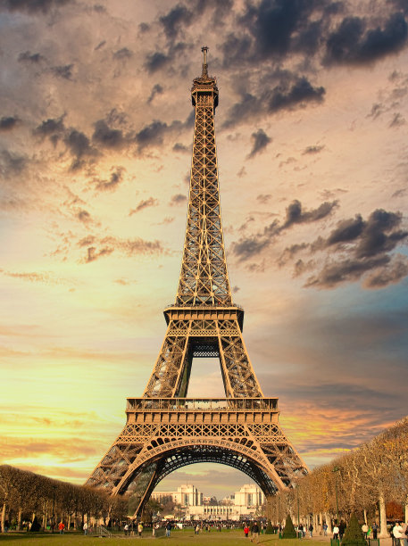 埃菲尔铁塔冬季日落图片下载