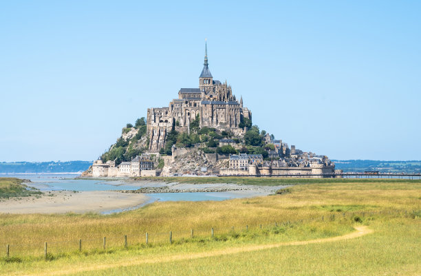 圣米歇尔山修道院，法国图片下载