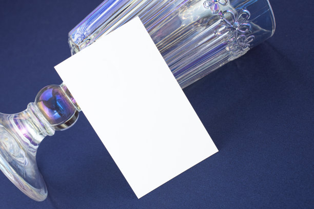 猫眼石玻璃和名片模型图片下载