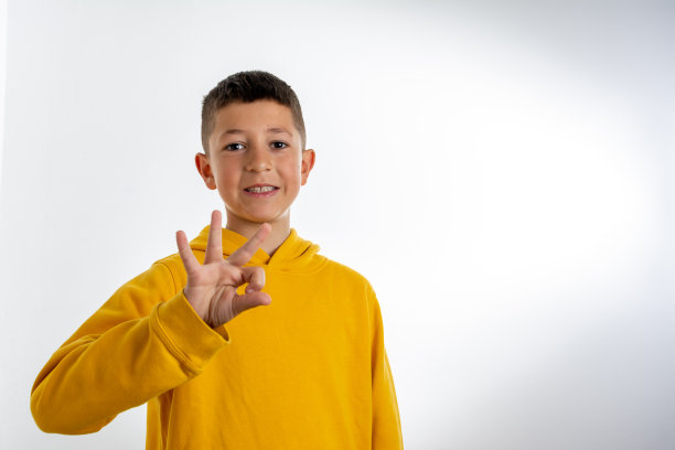 男孩肖像图片下载