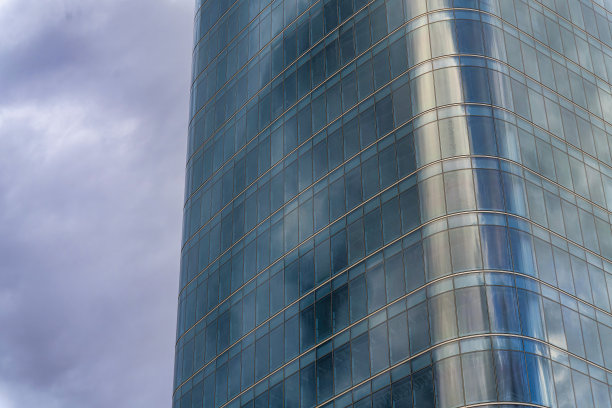 Slat Lake城的现代高层建筑图片下载