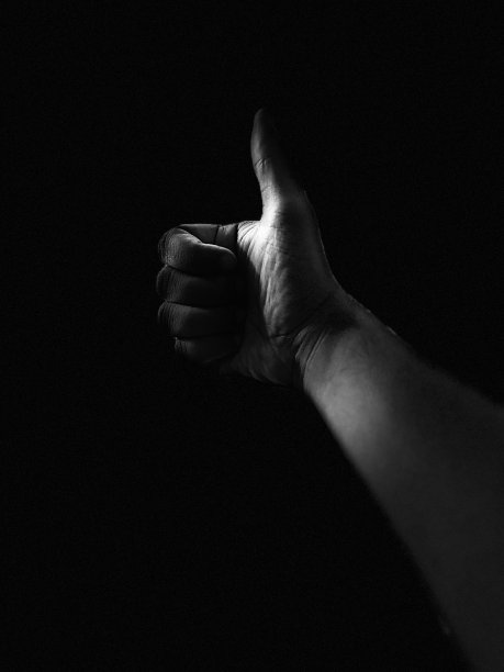 右手拇指Siluet图片下载