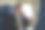 成功的商人乘客坐在机舱靠窗的地方打电话。图片下载