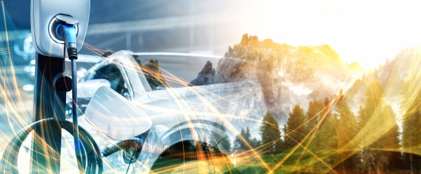 电动汽车充电站以绿色能源和可持续能源生产的生态电力为概念，供应给充电站，以减少二氧化碳排放。图片下载