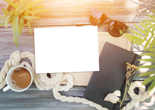 照片模板与空白白纸列表，咖啡，户外夏季照片顶视图图片下载