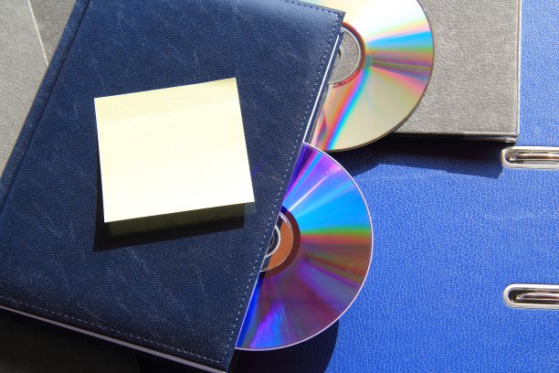 带有DVD的文件夹图片下载