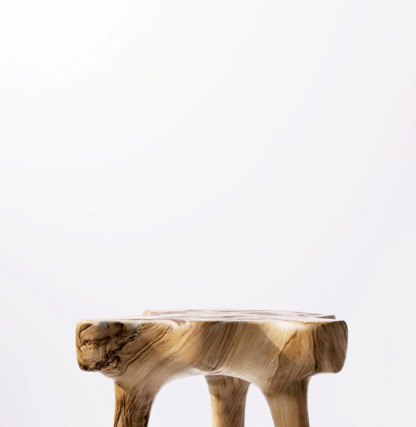 现代，简约和豪华的圆形木制台子与热带Monstera在白色锅斑驳的阳光和米黄色墙壁上的叶影图片下载