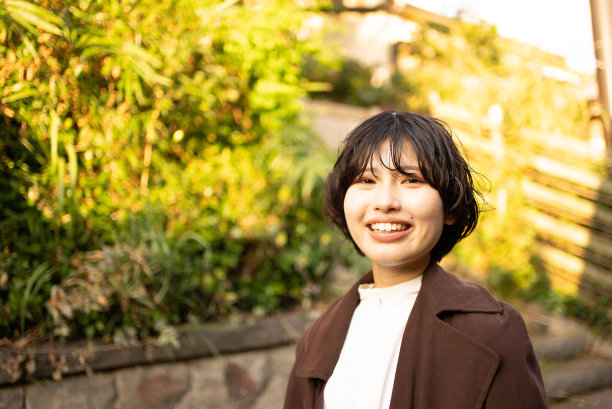 亚洲女子在日本观光。图片下载