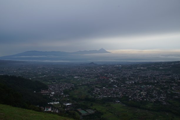 马朗天景和市景图片下载