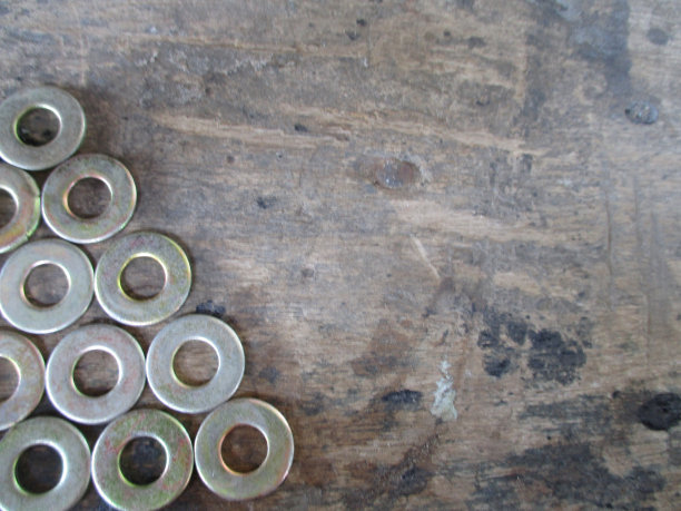 螺栓对用板条的照片图片下载