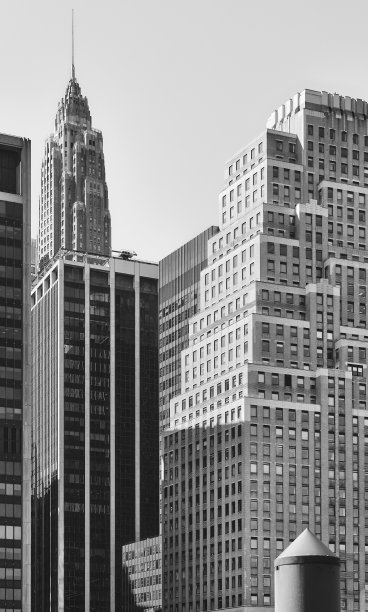 黑白照片曼哈顿多样的建筑，纽约市，美国。图片下载