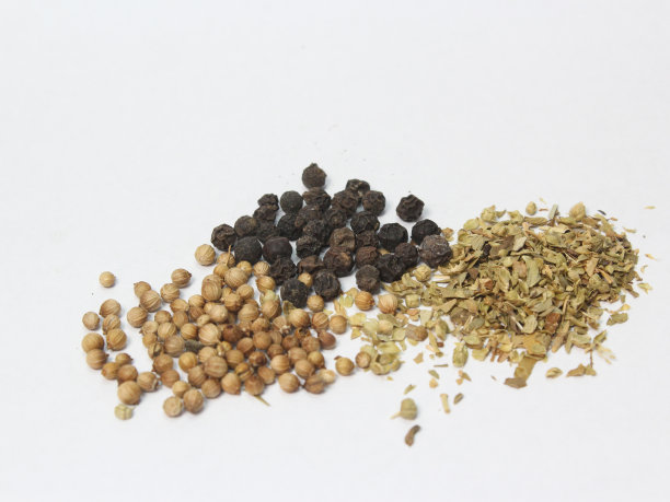 新鲜香草和香料图片下载