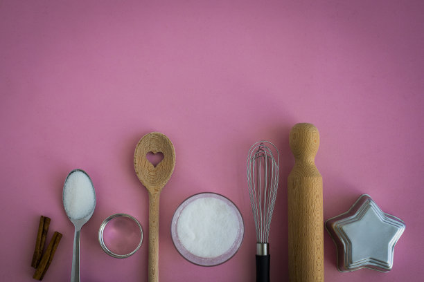 烘焙工具和配料头，背景与复制空间。图片下载