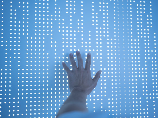 概念图像使用手触摸屏幕图片下载