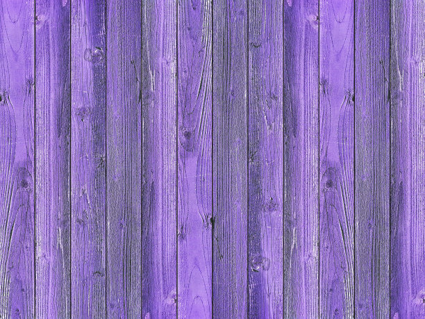 背景为紫色木板板的纹理。图片下载
