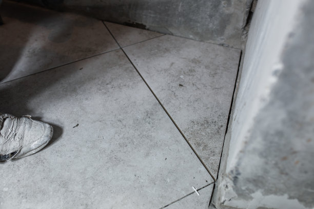 瓦工:瓦工完成时的工作图片下载