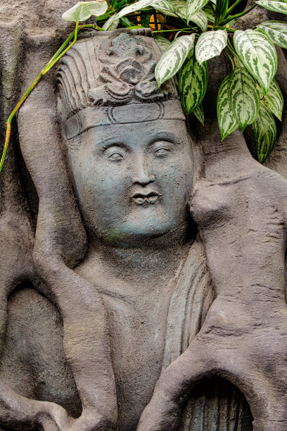 石制的冥想佛像图片下载