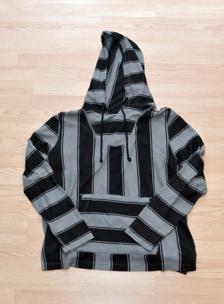 条纹连帽衫图片下载