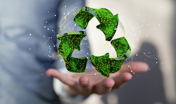 一个人展示三维渲染回收符号-环保概念图片下载