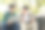 两个聪明的年轻亚洲男大学生用笔记本电脑，一起讨论和工作图片下载