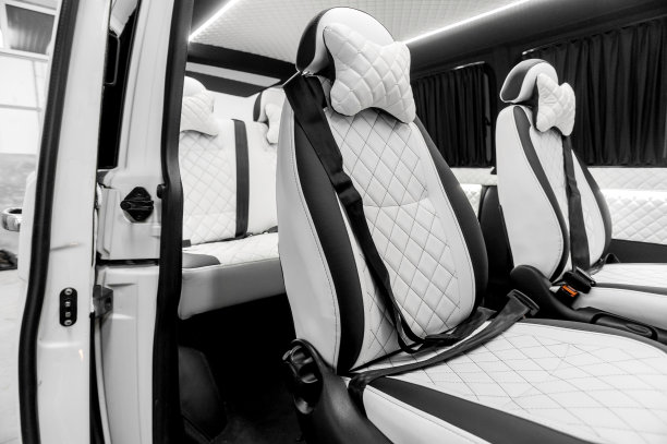 舒适的内饰，软座椅图片下载