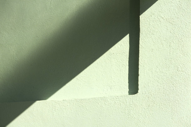 有阳光和阴影的墙图片下载