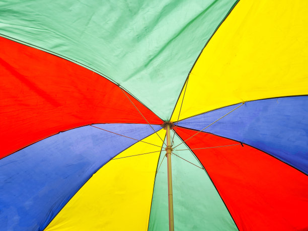 五彩缤纷的雨伞作为彩色的背景。图片下载