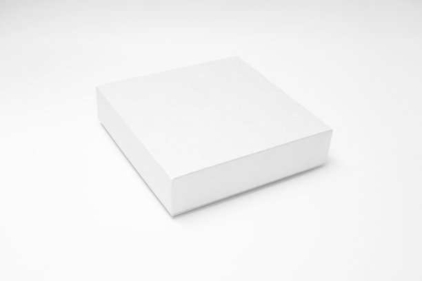白色纹理的盒子，白色背景上的礼物模型。高分辨率照片。空白白色产品包装盒实物模型。容器，白色包装模板。纸箱。图片下载