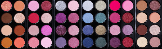 多色眼影面板顶部视图。图片下载